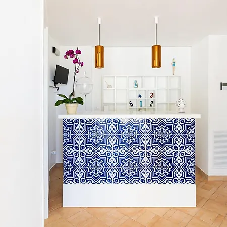 Don Leonardo - Pool And Wellness לינה וארוחת בוקר פולינאנו א מארה