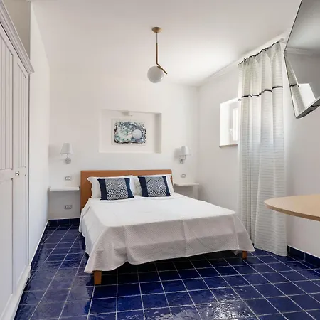 Frühstückspension Don Leonardo - Pool And Wellness